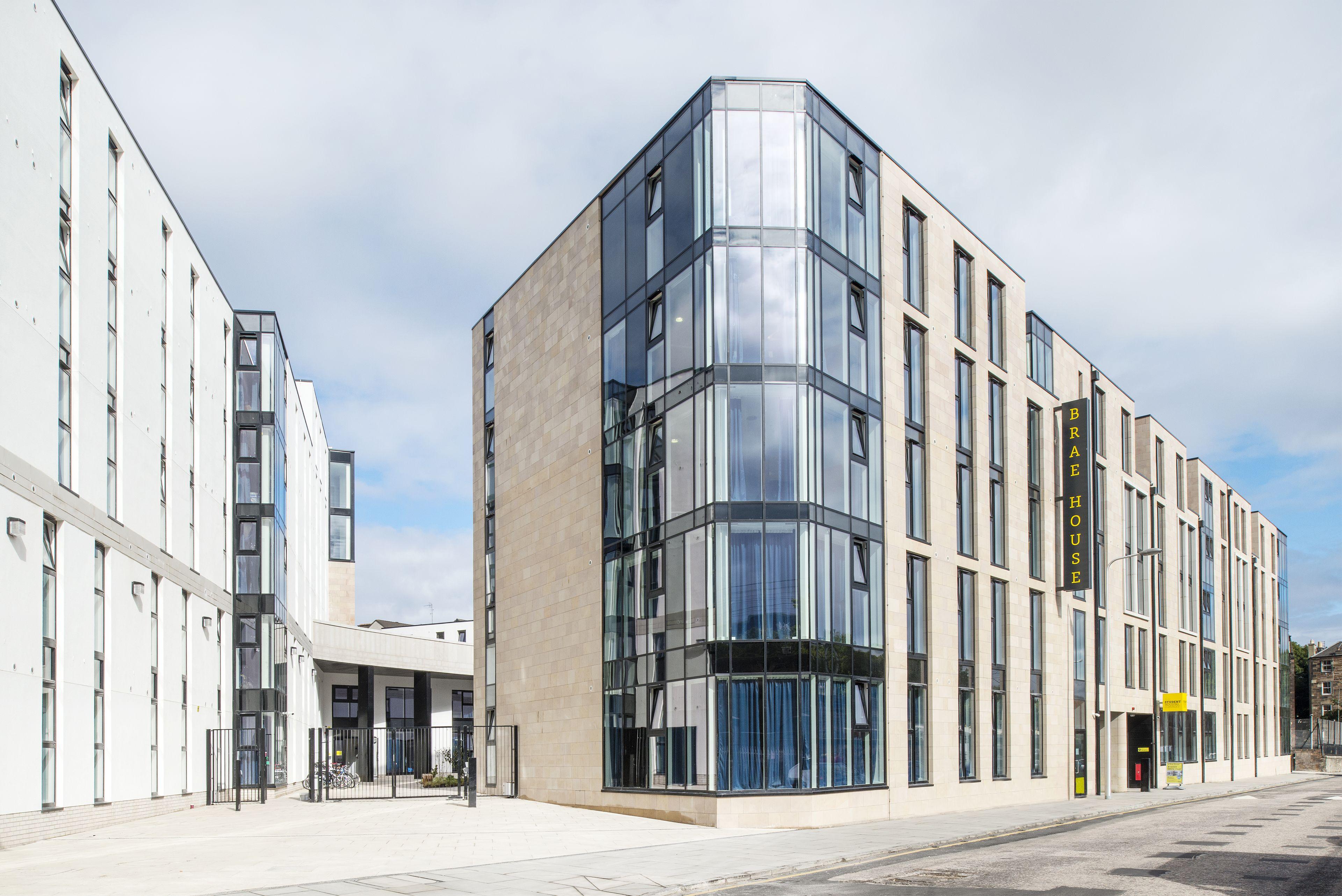 Destiny Student - Holyrood — Photos 2